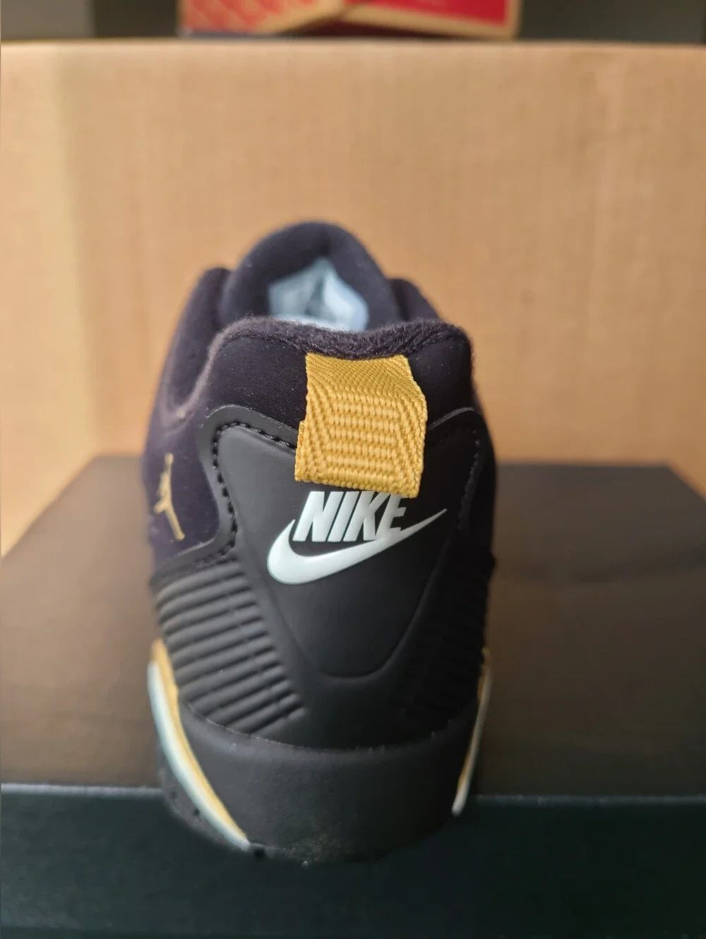Jordan MVP 92 Size 3 Youth new with box